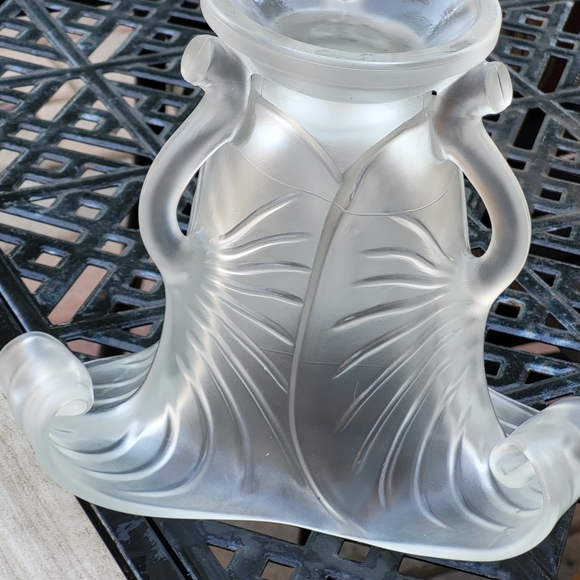 Tulip flower shaped crystal vase - Picture 4 of 4